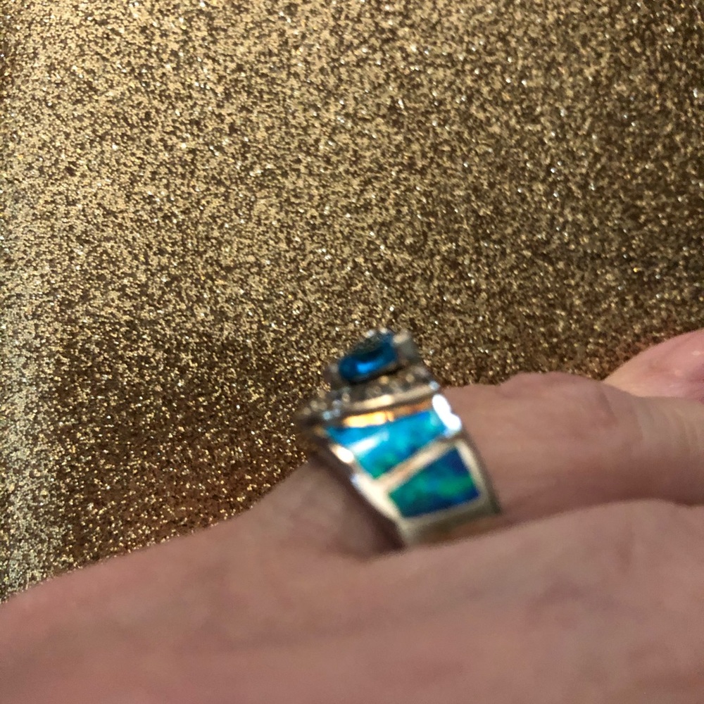 !!PRICE CUT!! Great deal!! RING SIZE 6 NWOT - Picture 2 of 3